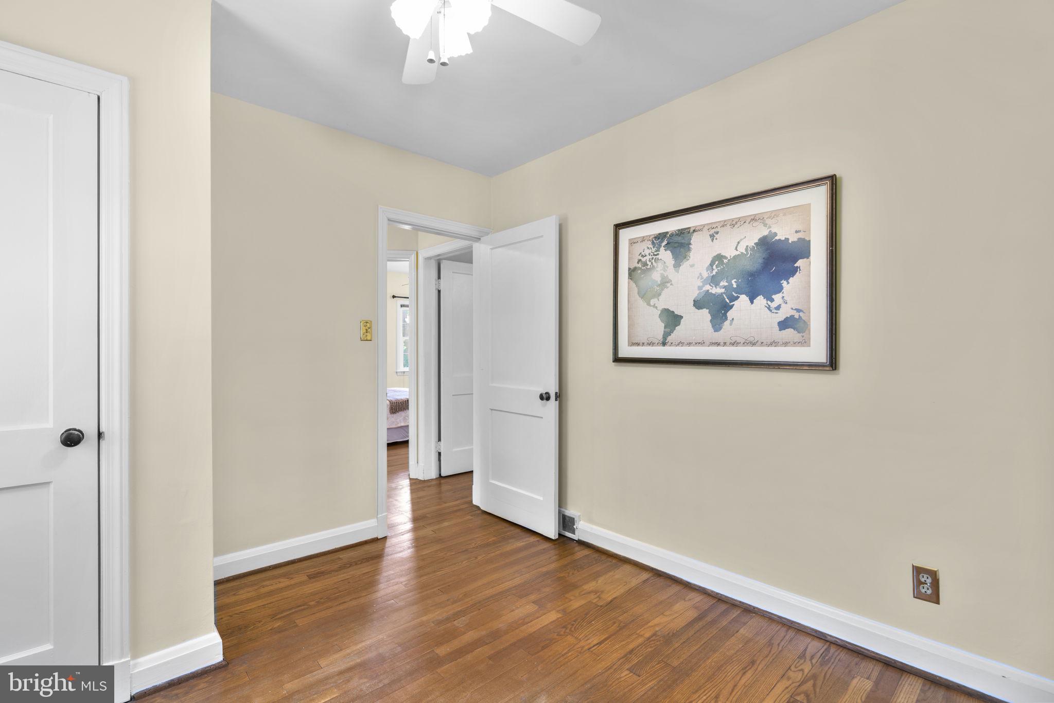 28 Dunmore Road Baltimore, MD 21228 - Photo 23 of 54