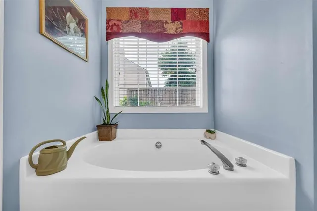 $379,900 | 1164 Otis Drive, Bethlehem, GA 30620