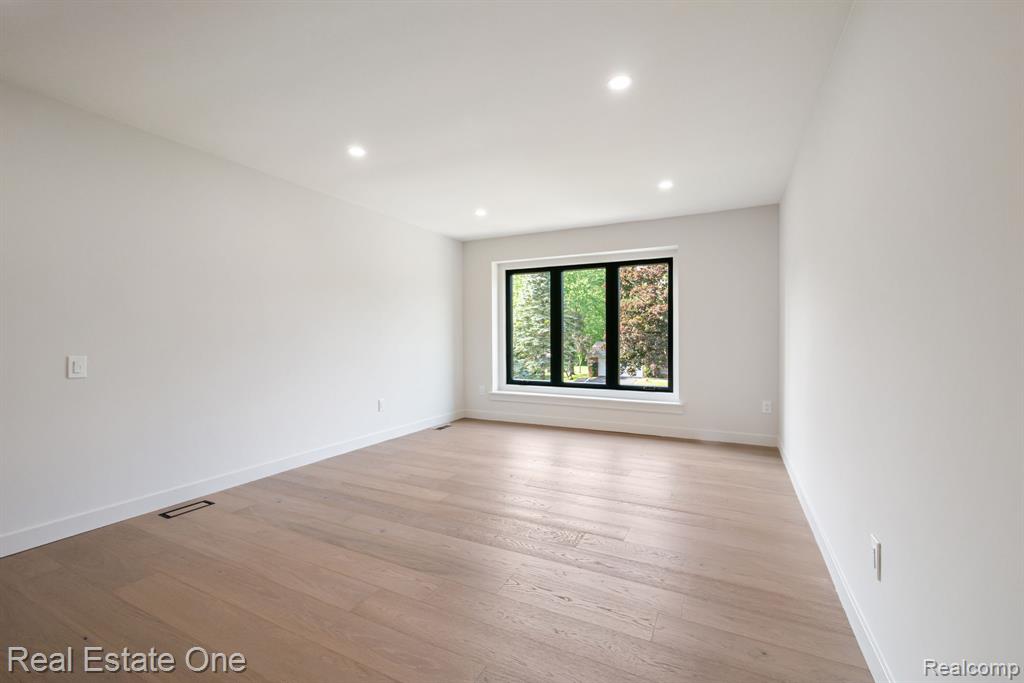 1683 Mark Hopkins Road Bloomfield Hills, MI 48302 - Photo 20 of 44