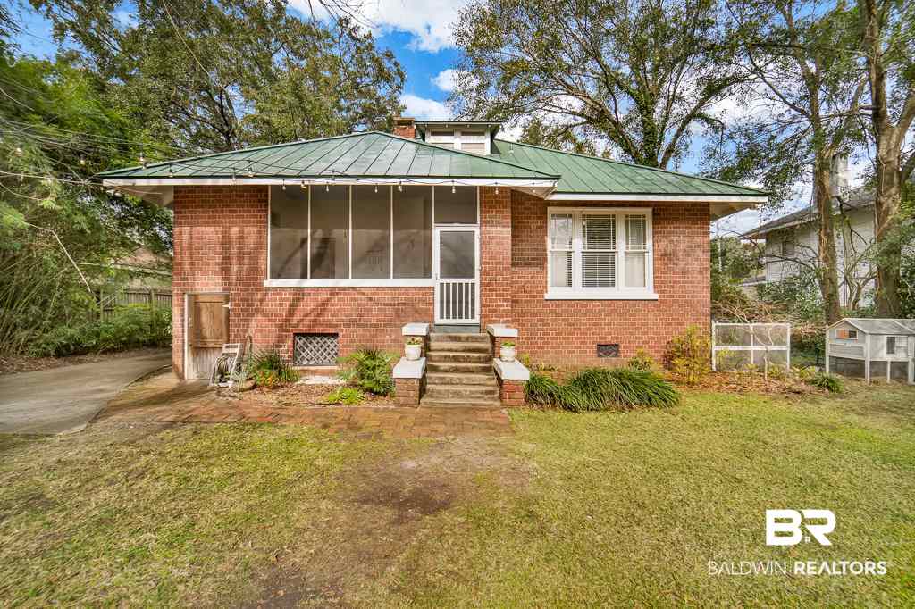 1811 Spring Hill Avenue Mobile, AL 36607 - Photo 27 of 37 Back View