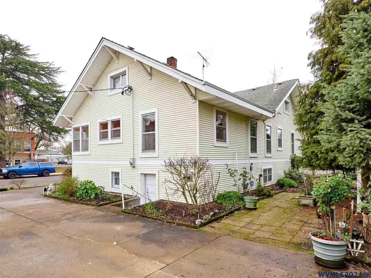 341 Southeast 4th Avenue Albany, OR 97321 - Photo 8 of 38