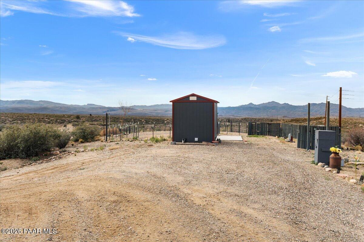 8475 West Red Rock Road Kirkland, AZ 86332 - Photo 34 of 39 a view of a terrace with skyline