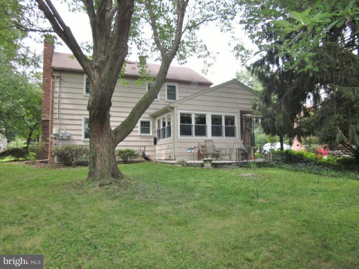263 Hillcrest Road Wayne, PA 19087 - Photo 10 of 24 Exterior Back