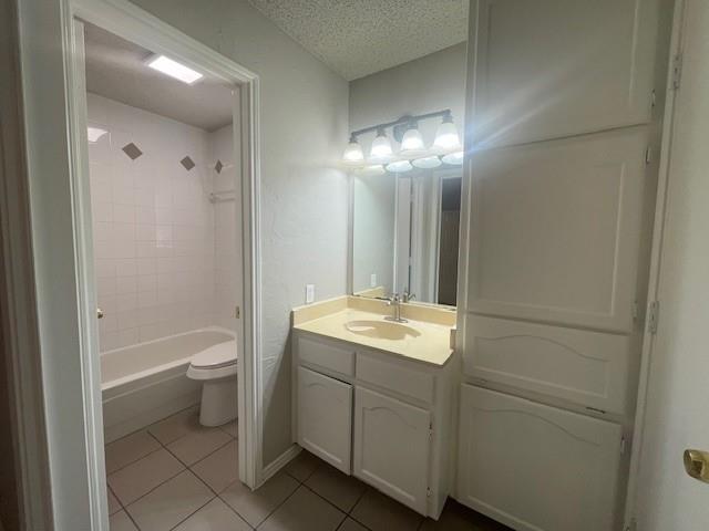 6413 Alta Vista Drive Watauga, TX 76148 - Photo 17 of 21 a bathroom with a sink toilet and shower