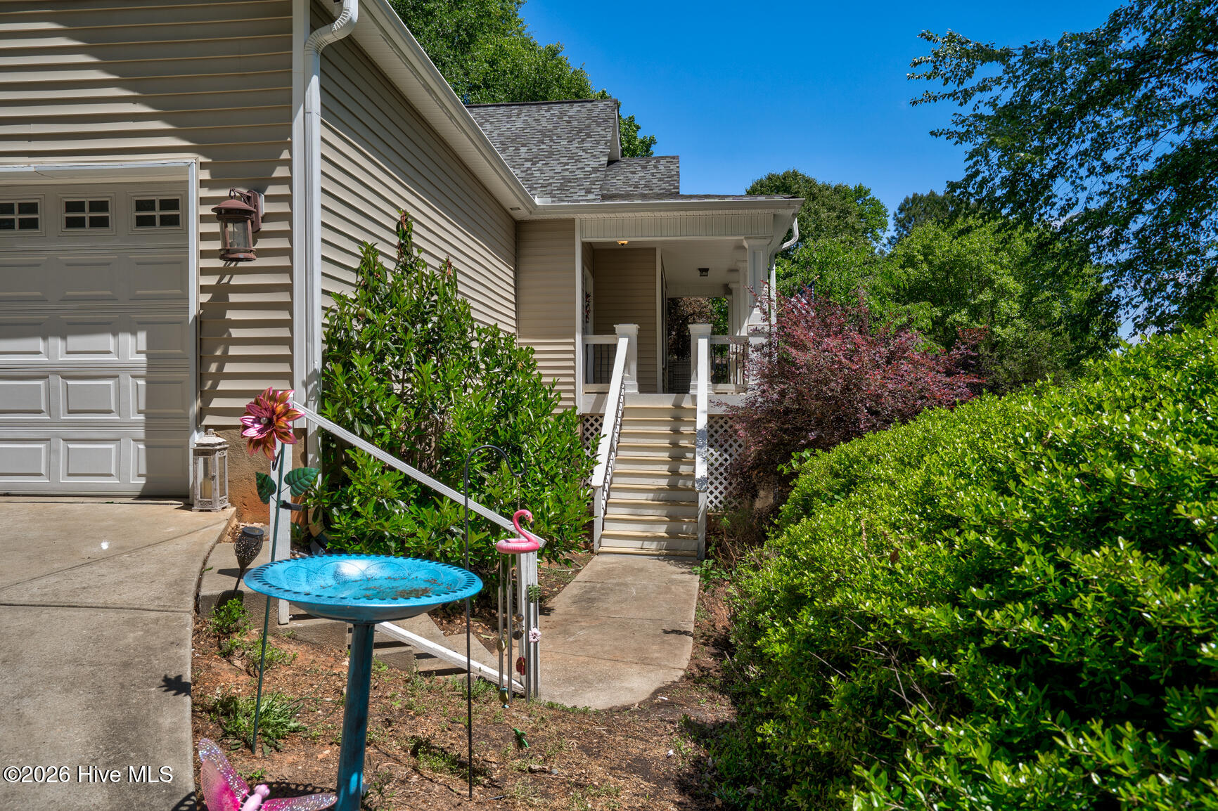 1604 Red Brick Road Garner, NC 27529 - Photo 4 of 40 005-1604RedBrickRoad-Garner-NC-27529-FUL