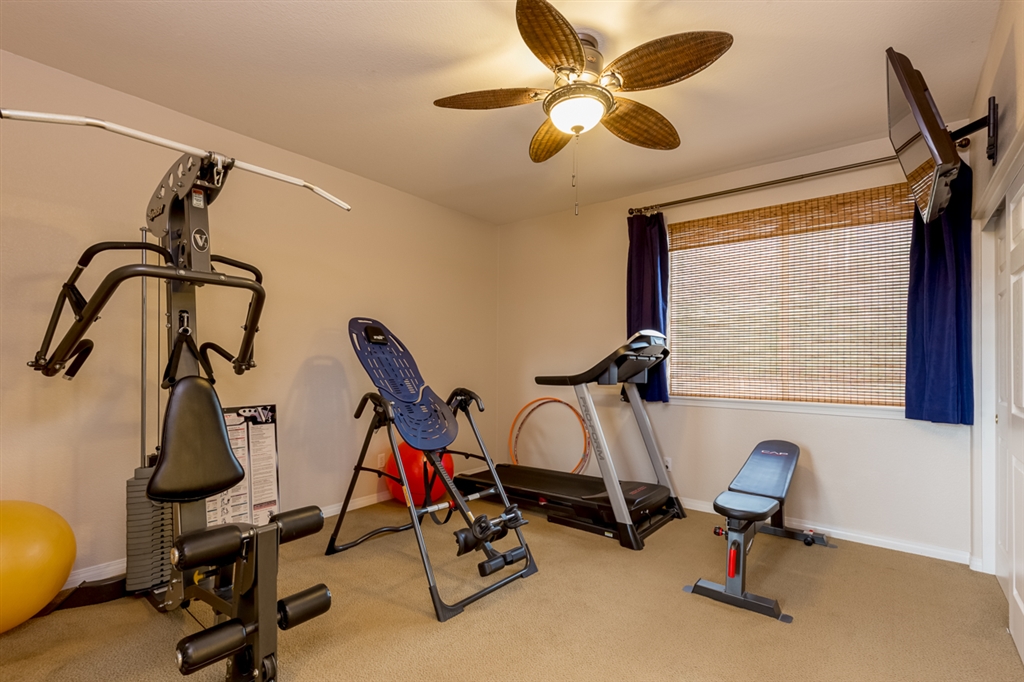 941 Bellagio Road Escondido, CA 92027 - Photo 20 of 25 Gallery Image 20