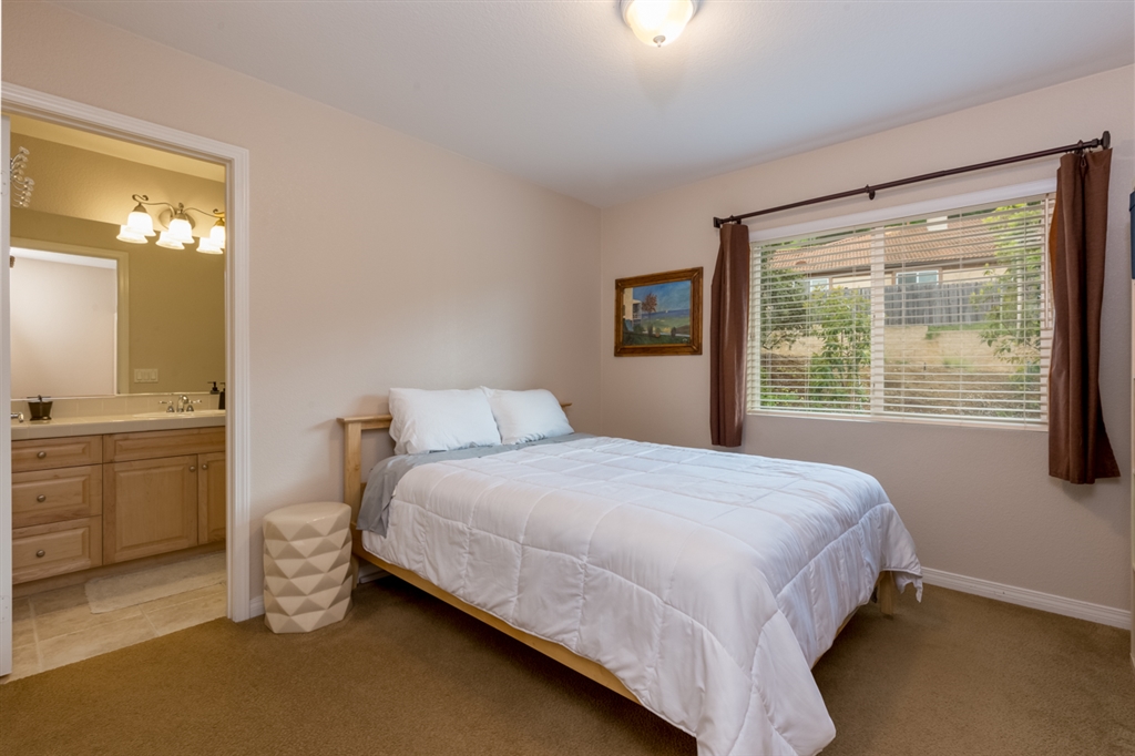 941 Bellagio Road Escondido, CA 92027 - Photo 25 of 25 Gallery Image 25