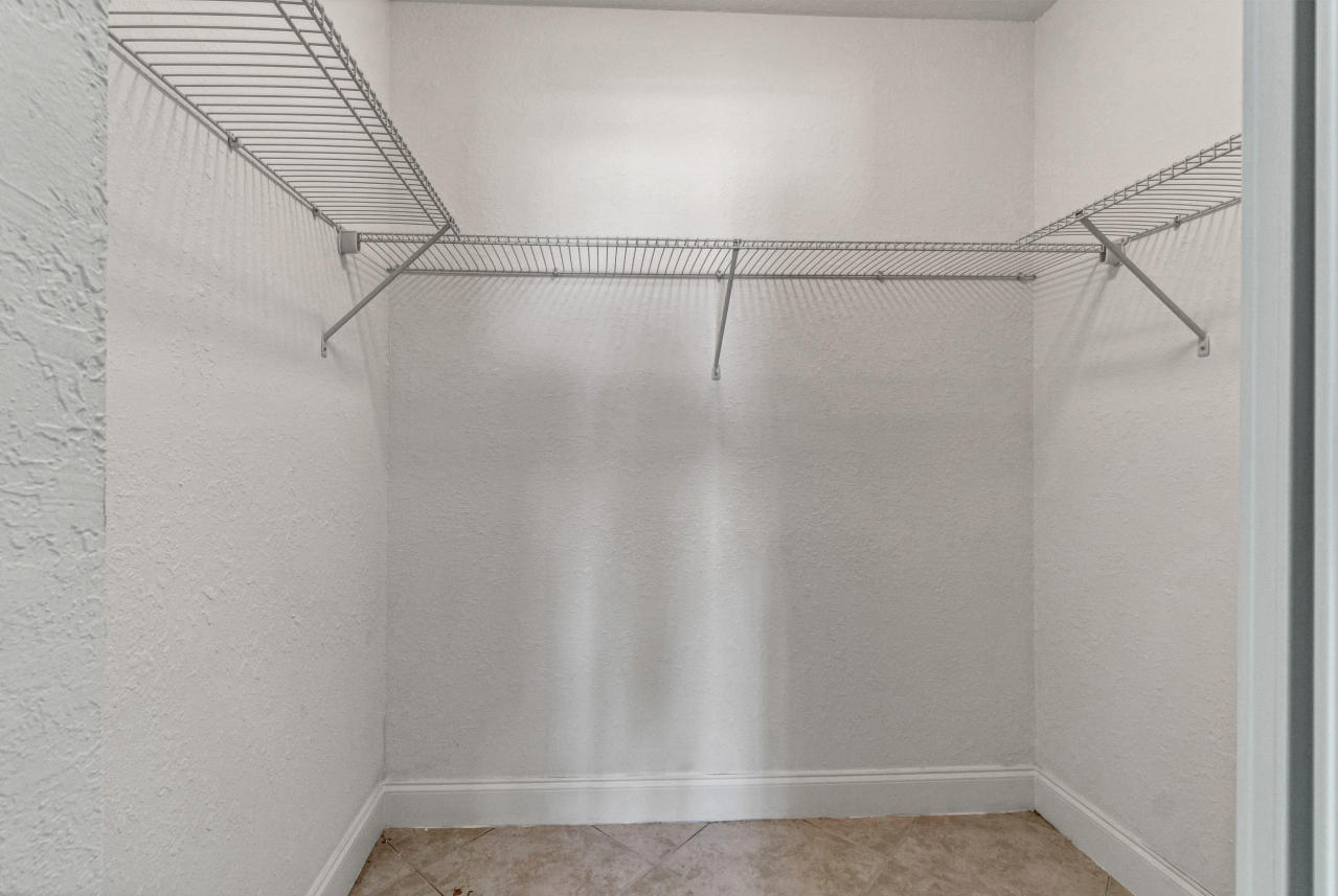 3526 Ivanhoe Avenue Boynton Beach, FL 33436 - Photo 18 of 29 a view of a small room