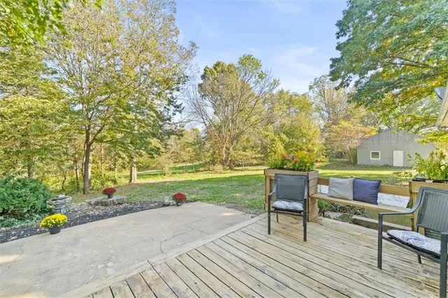 $450,000 | 5600 East Poney Creek Road, Freeman, MO 64746