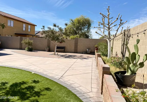 $1,800 | 23644 West Pkwy Drive, Buckeye, AZ 85326