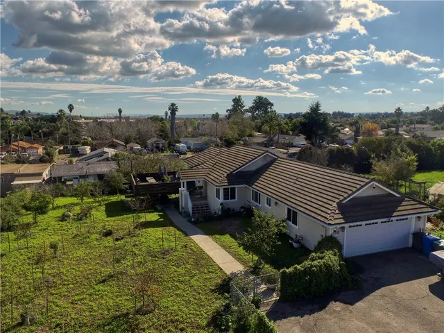 $1,265,000 | 182-172 East Chestnut Street, Nipomo, CA 93444