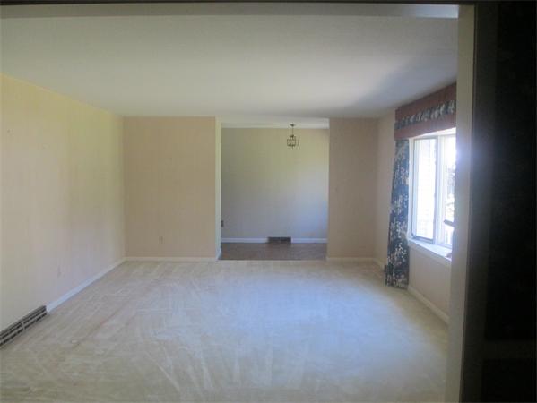 22 Eastland Road Longmeadow, MA 01106 - Photo 7 of 11