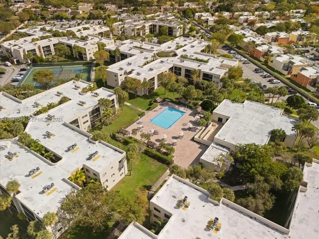 $250,000 | 8075 Southwest 107th Avenue, Unit 221, Miami, FL 33173