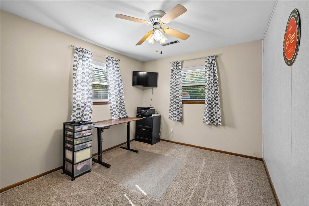 904 White Road Springdale, AR 72762 - Photo 18 of 26 Gallery Image 18