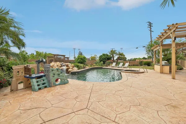 $1,699,000 | 1943 Brookhurst Drive, El Cajon, CA 92019