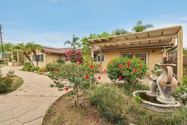 $1,699,000 | 1943 Brookhurst Drive, El Cajon, CA 92019