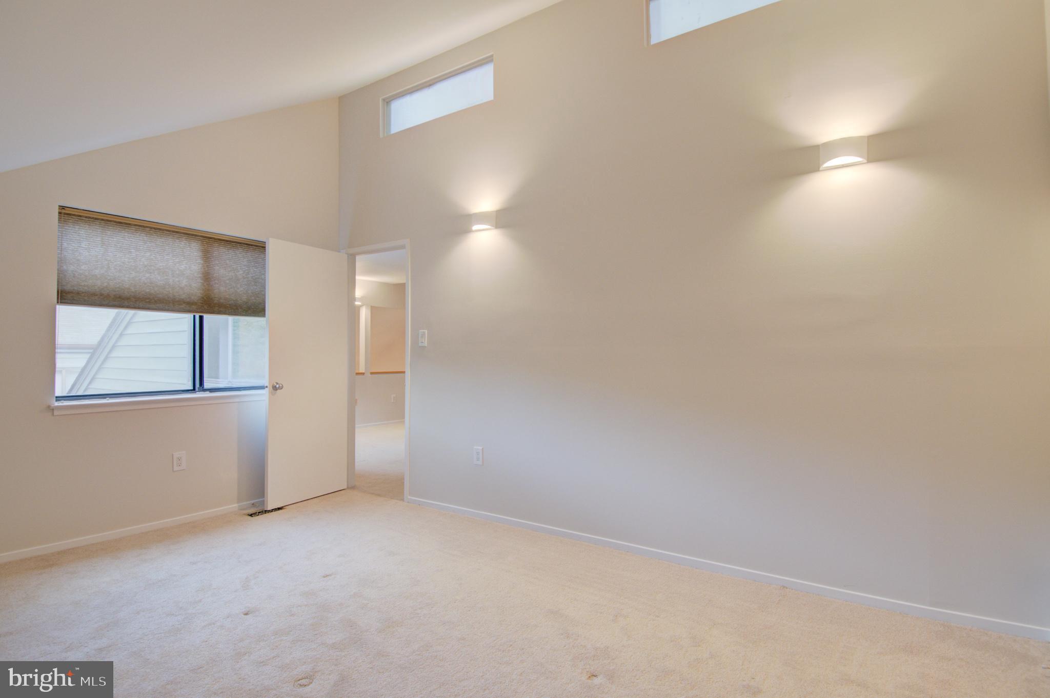 11043 Solaridge Drive Reston, VA 20191 - Photo 22 of 25