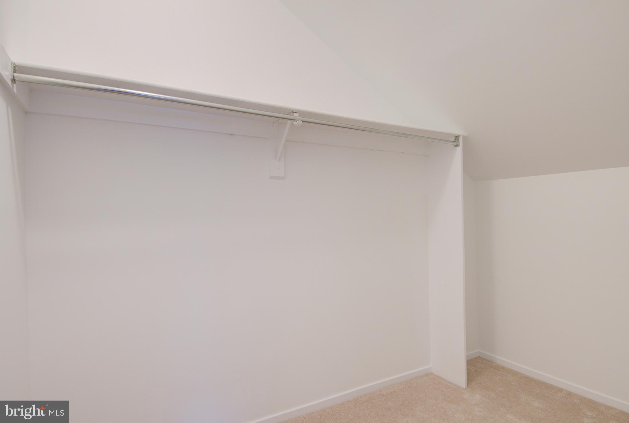 11043 Solaridge Drive Reston, VA 20191 - Photo 23 of 25