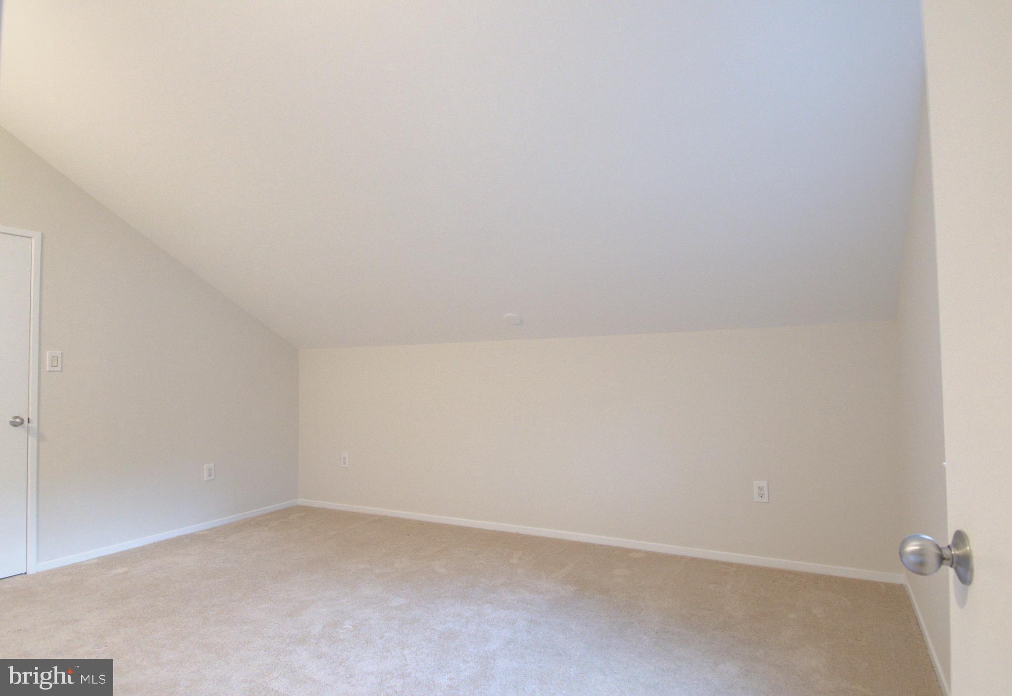 11043 Solaridge Drive Reston, VA 20191 - Photo 24 of 25