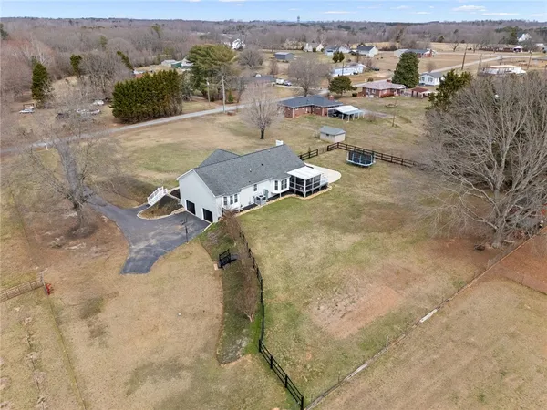 $925,000 | 200 Poore Road, Piedmont, SC 29673