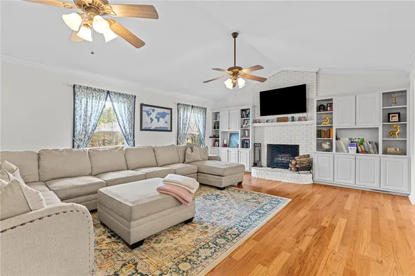 $925,000 | 200 Poore Road, Piedmont, SC 29673
