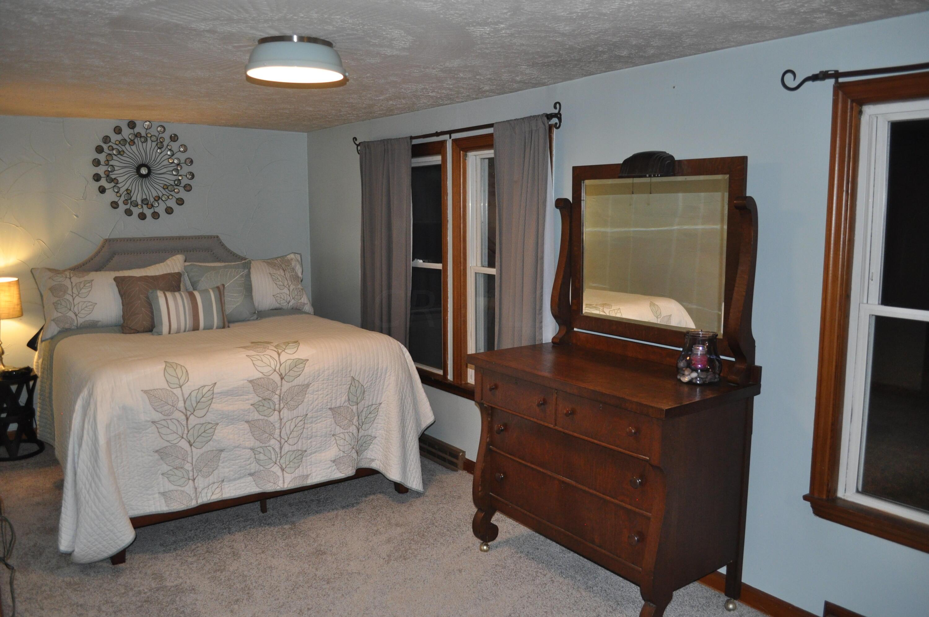 6829 Lambert Road Orient, OH 43146 - Photo 16 of 36 Master Bedroom