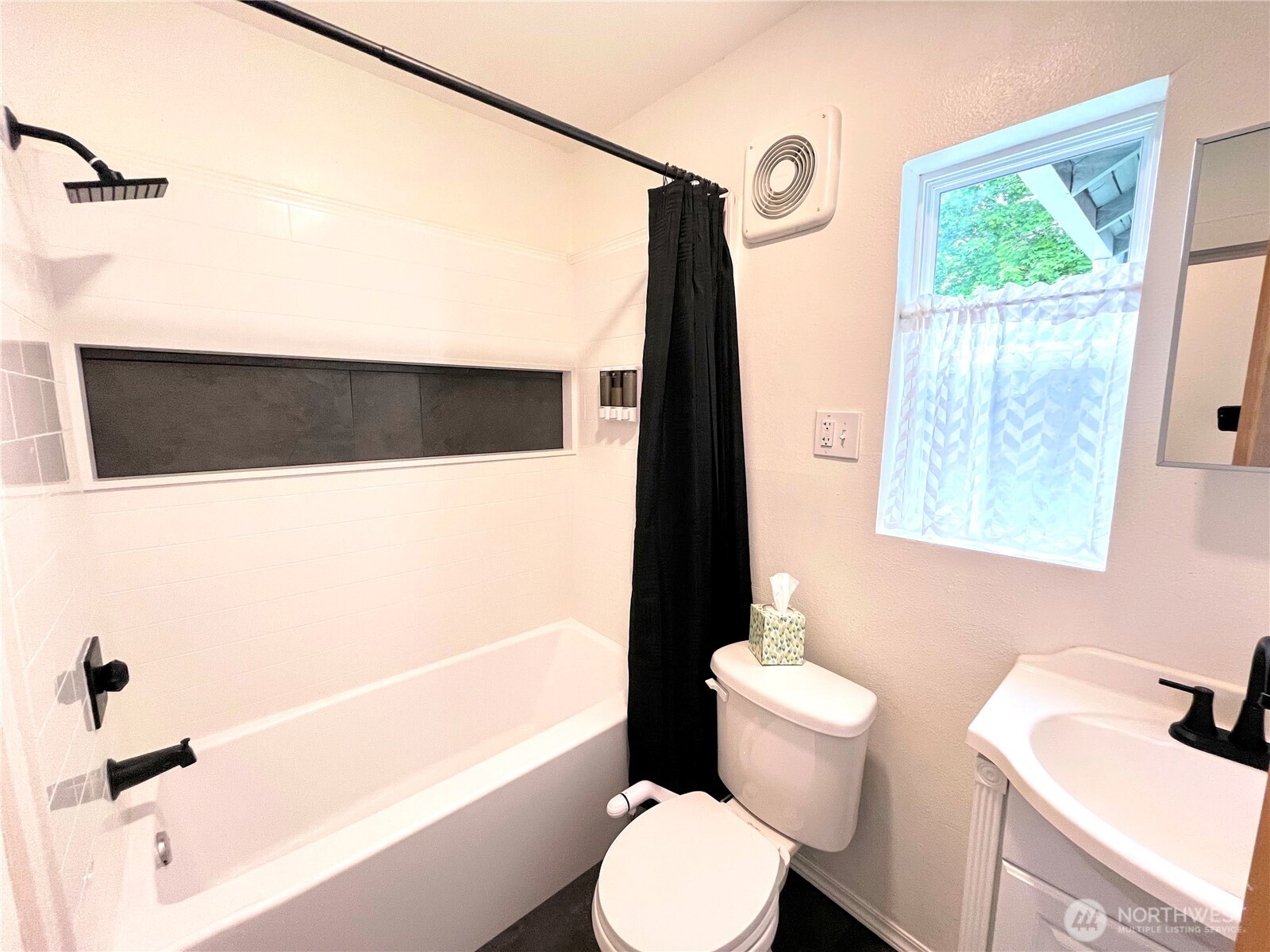 427 Boulevard Road Southeast Olympia, WA 98501 - Photo 11 of 25 Gallery Image 11