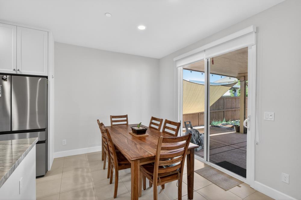 7605 Ferrell Way Elk Grove, CA 95757 - Photo 13 of 69