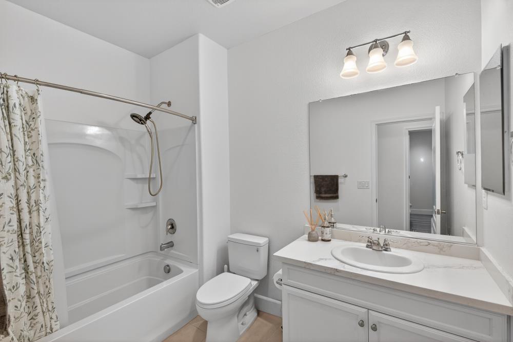 7605 Ferrell Way Elk Grove, CA 95757 - Photo 48 of 69