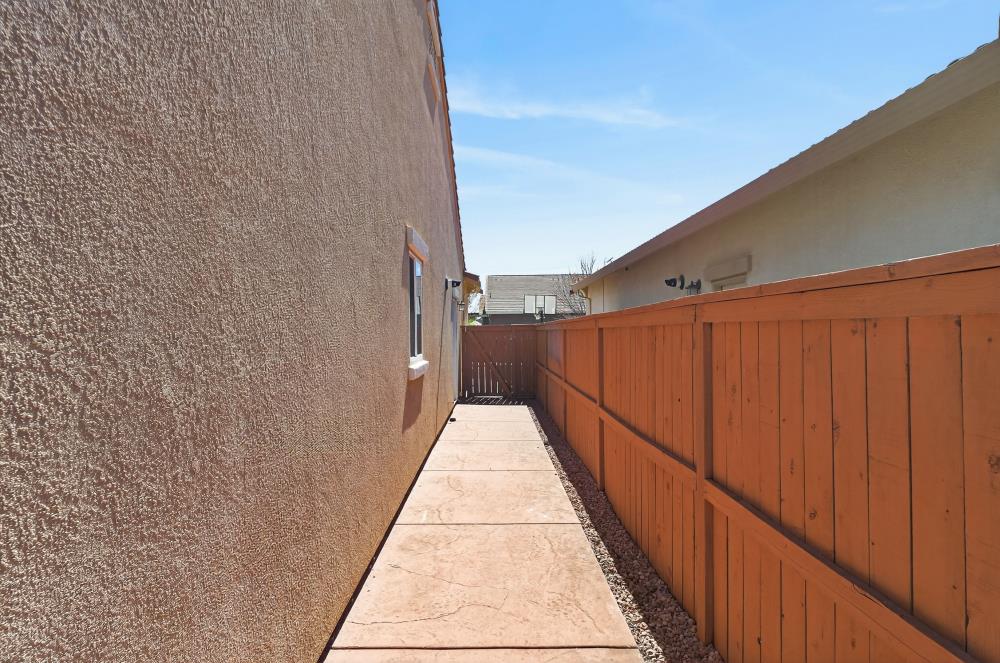 7605 Ferrell Way Elk Grove, CA 95757 - Photo 53 of 69