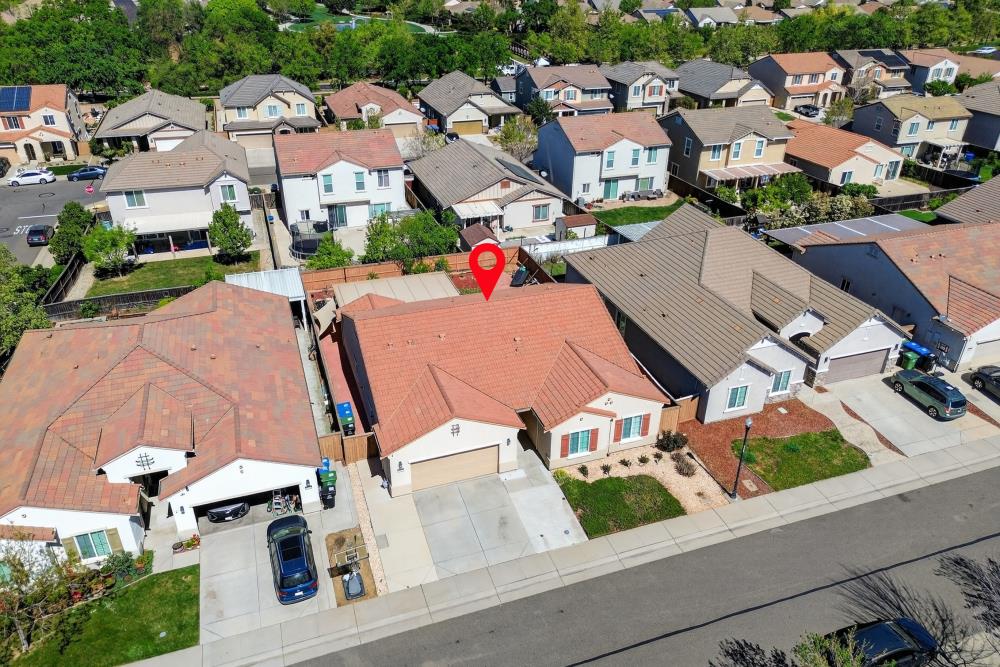 7605 Ferrell Way Elk Grove, CA 95757 - Photo 63 of 69 an aerial view of residential houses with outdoor space
