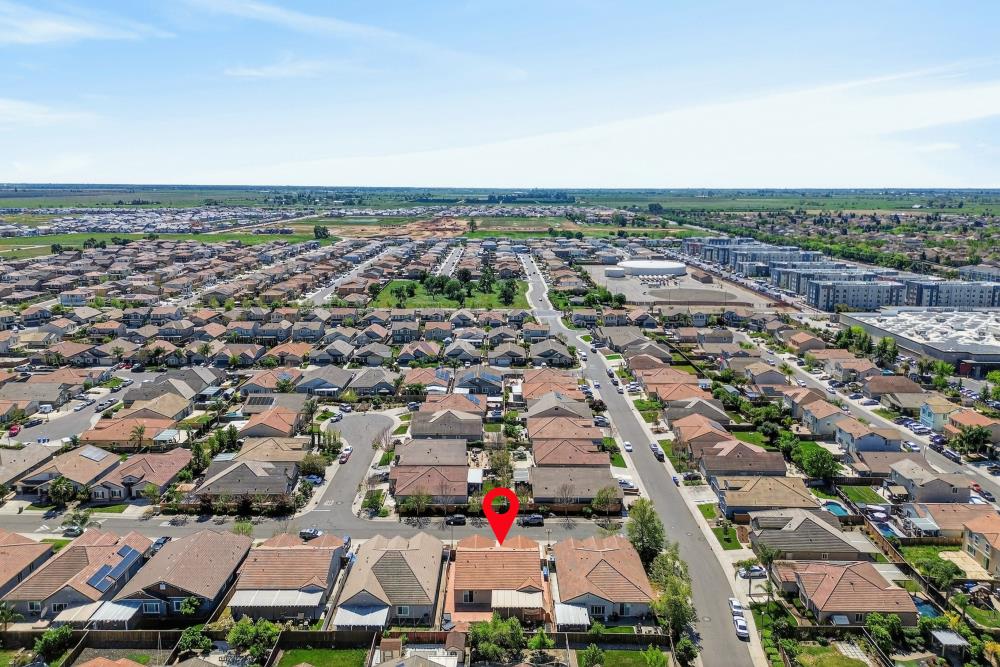7605 Ferrell Way Elk Grove, CA 95757 - Photo 66 of 69 an aerial view of a city
