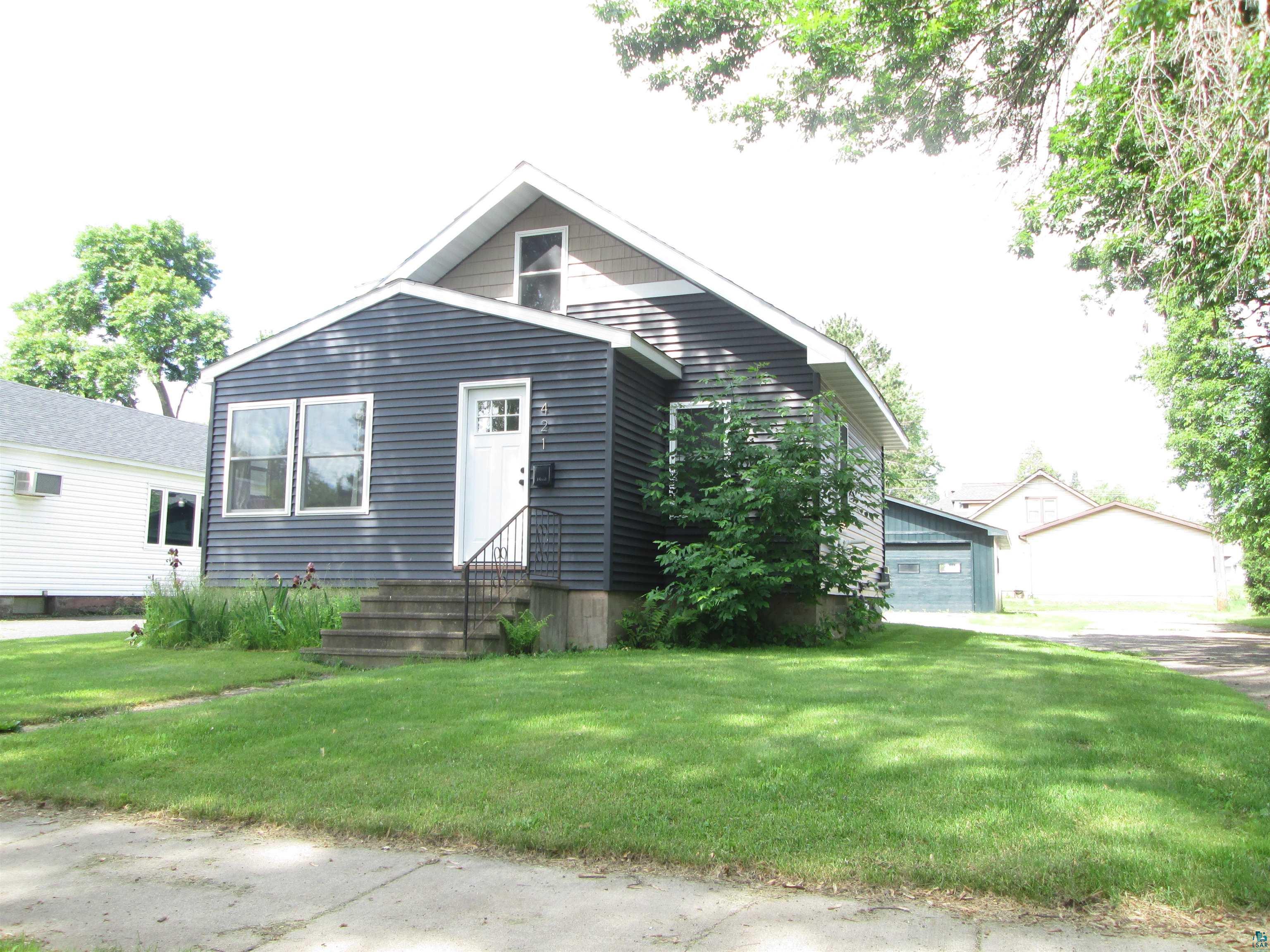 421 8th Street Cloquet, MN 55720 - Photo 1 of 25