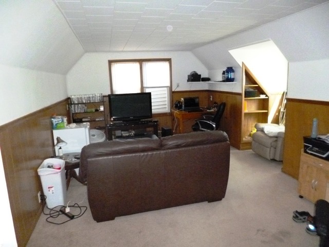 1802 Evergreen Road Homewood, IL 60430 - Photo 14 of 23 a living room with furniture and a flat screen tv