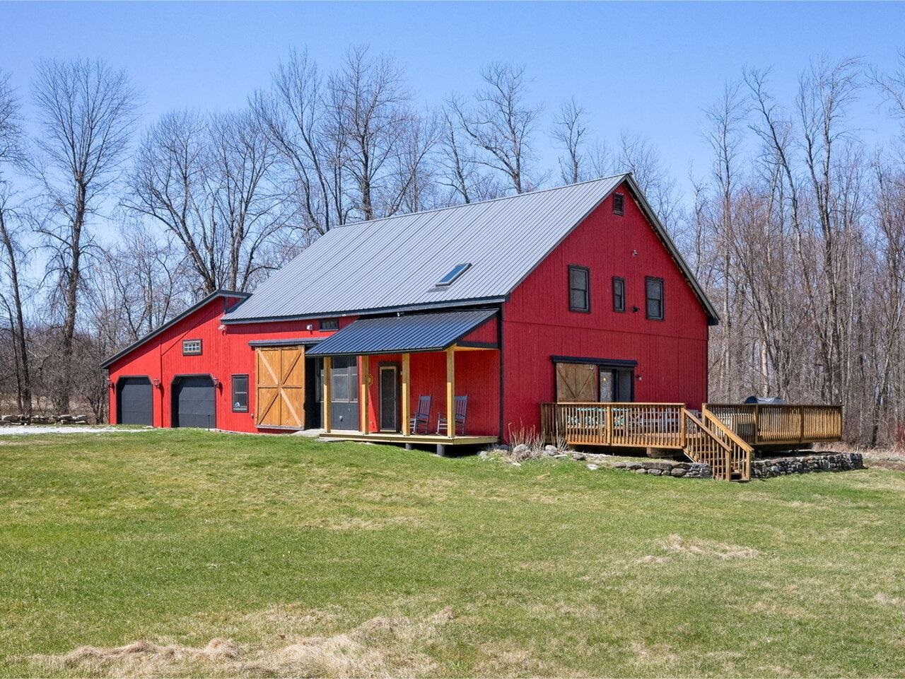 320 Main Street Isle La Motte, VT 05463 - Photo 2 of 44
