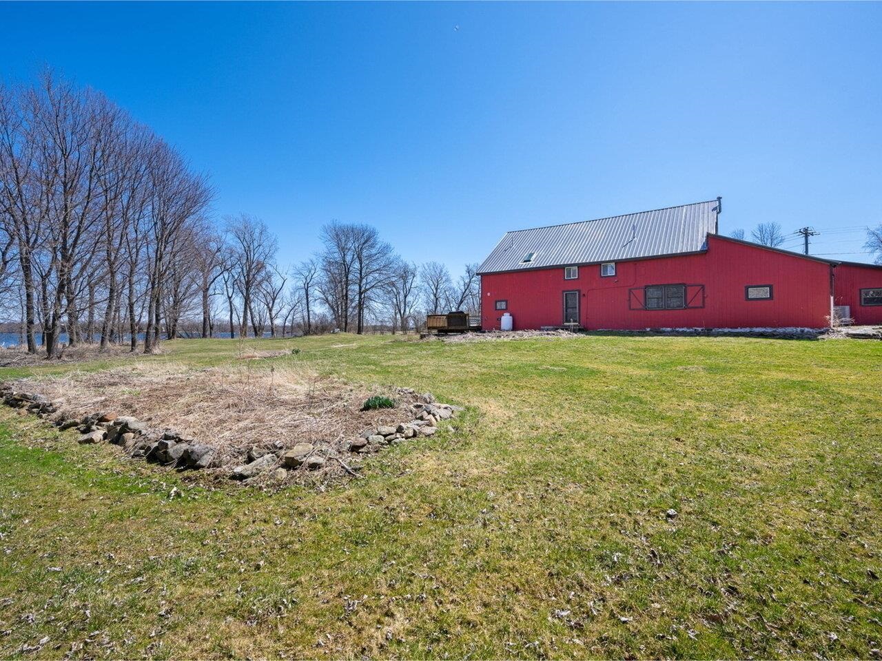 320 Main Street Isle La Motte, VT 05463 - Photo 34 of 44