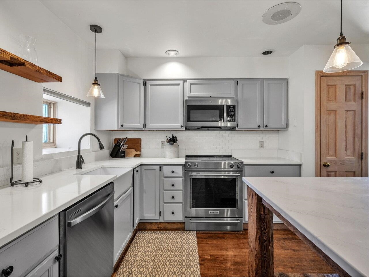 320 Main Street Isle La Motte, VT 05463 - Photo 7 of 44