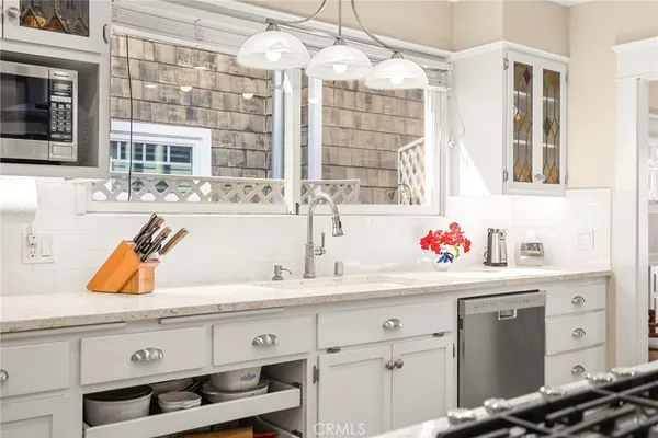 $11,500 | 36 19th Street, Hermosa Beach, CA 90254