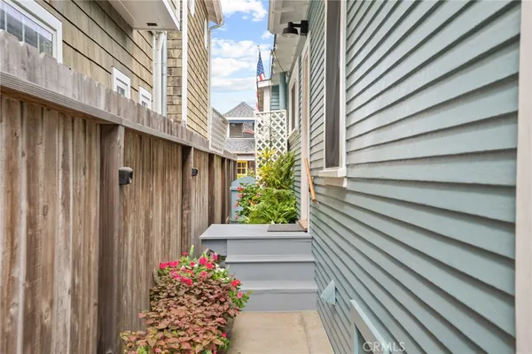 $11,500 | 36 19th Street, Hermosa Beach, CA 90254