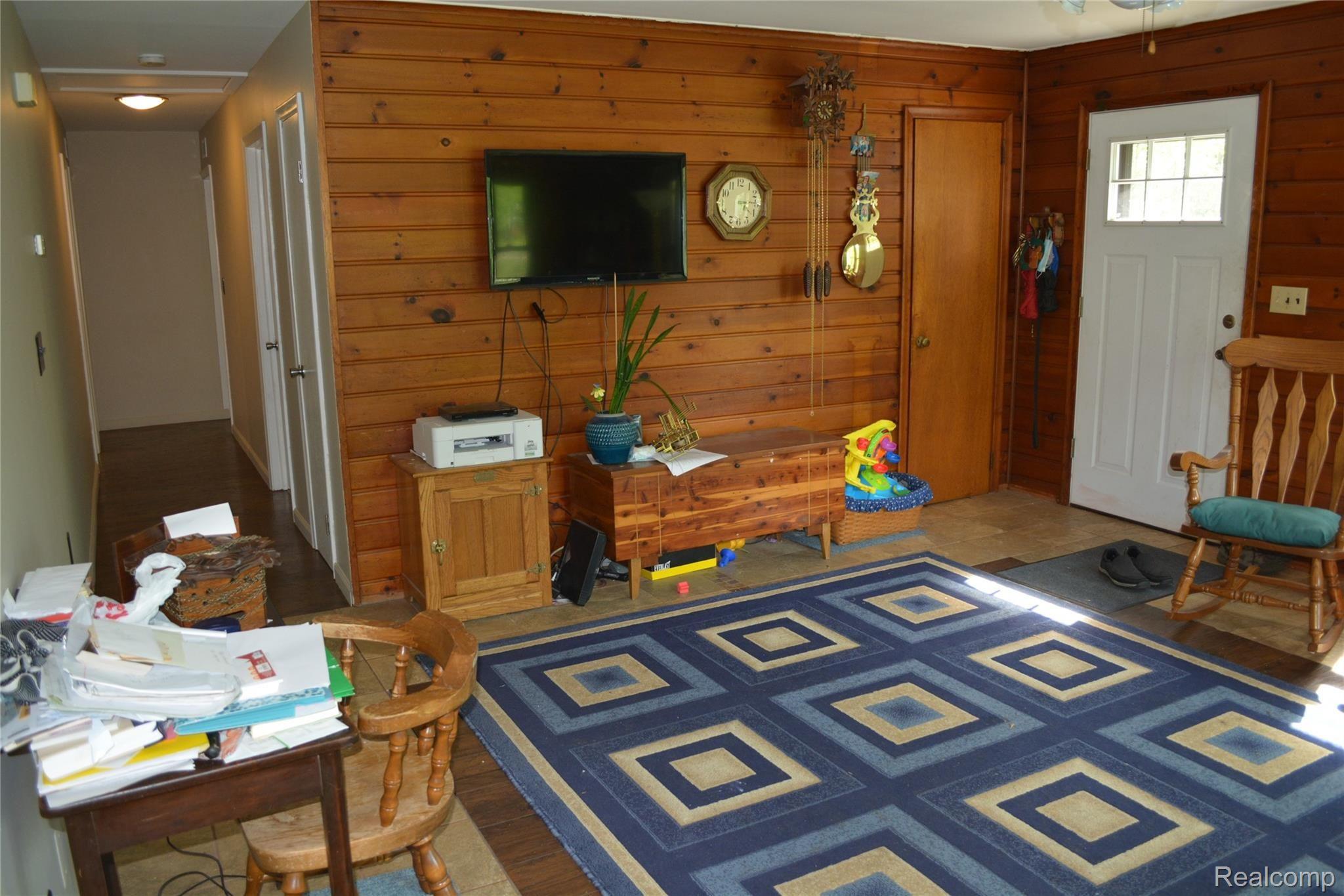 13937 Farm Road Belleville, MI 48111 - Photo 14 of 33 DSC_0019.JPG