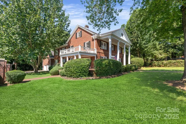 $1,900,000 | 127 North Main Street, Belmont, NC 28012