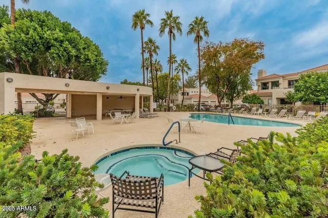 a house view with a outdoor space