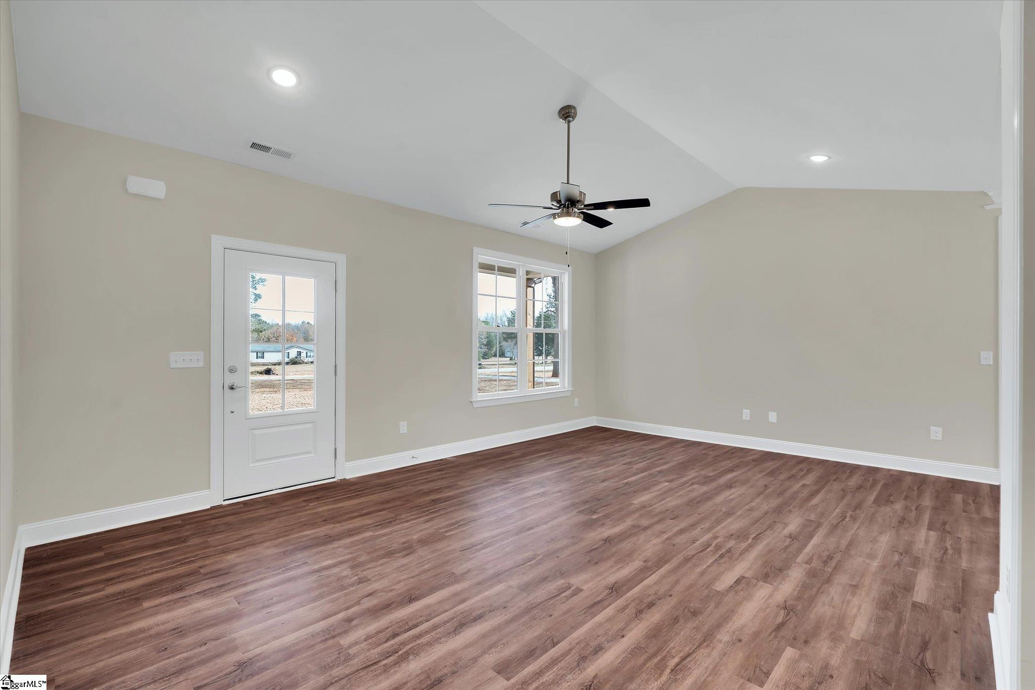 153 Eastview Road Pelzer, SC 29669 - Photo 7 of 27