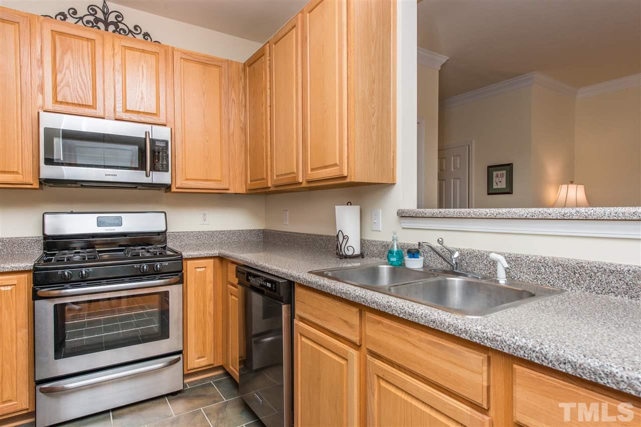 4537 Treerose Way Raleigh, NC 27606 - Photo 10 of 24 Gallery Image 10