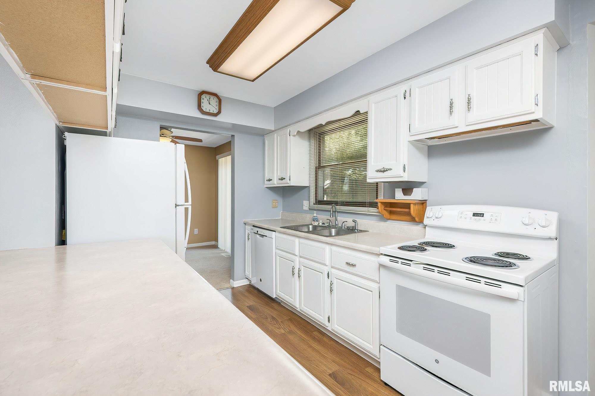 109 North 3rd Street Colona, IL 61241 - Photo 7 of 32