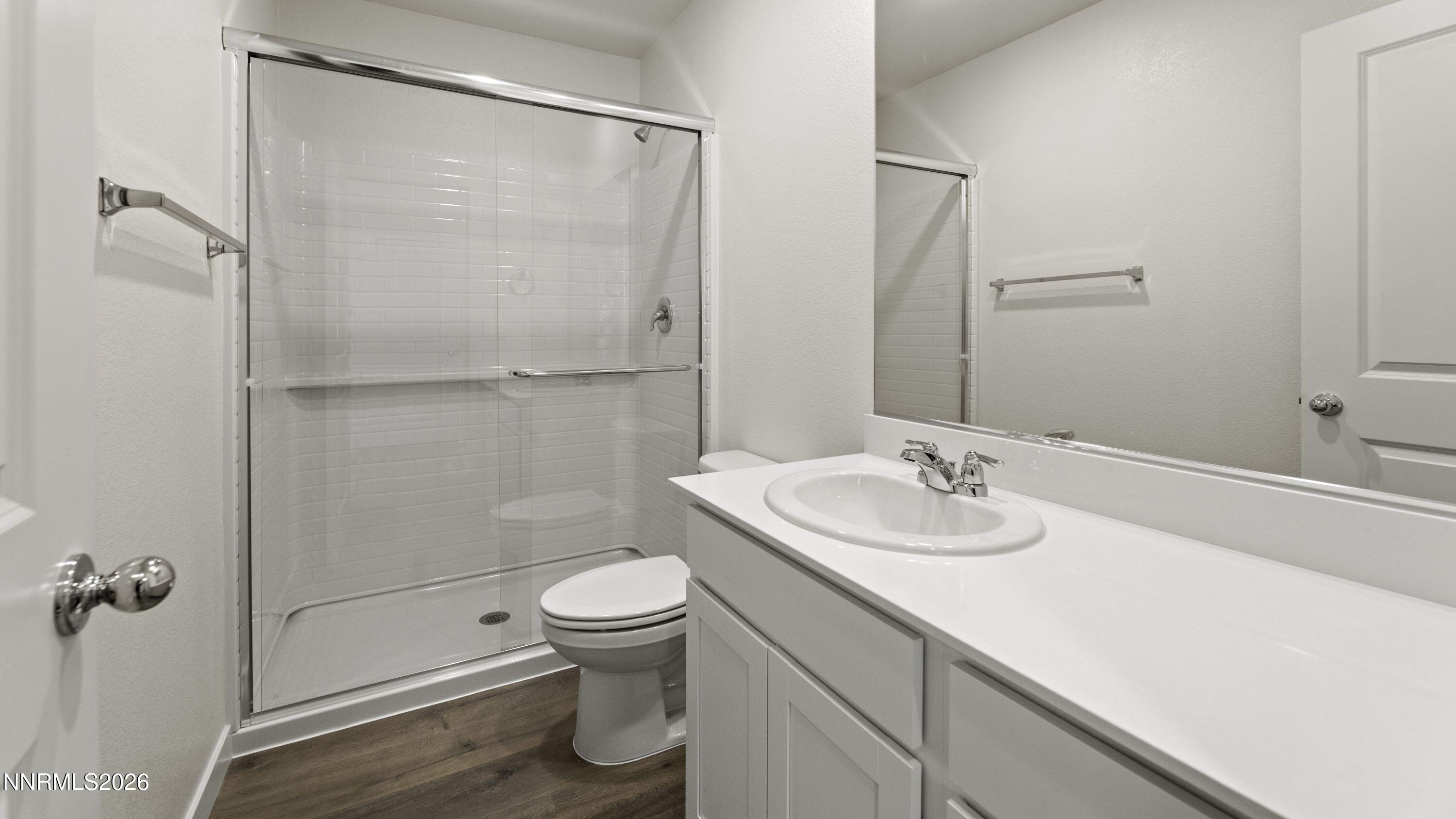 8431 Redwood Dawn Drive Reno, NV 89506 - Photo 16 of 26 Secondary Bathroom