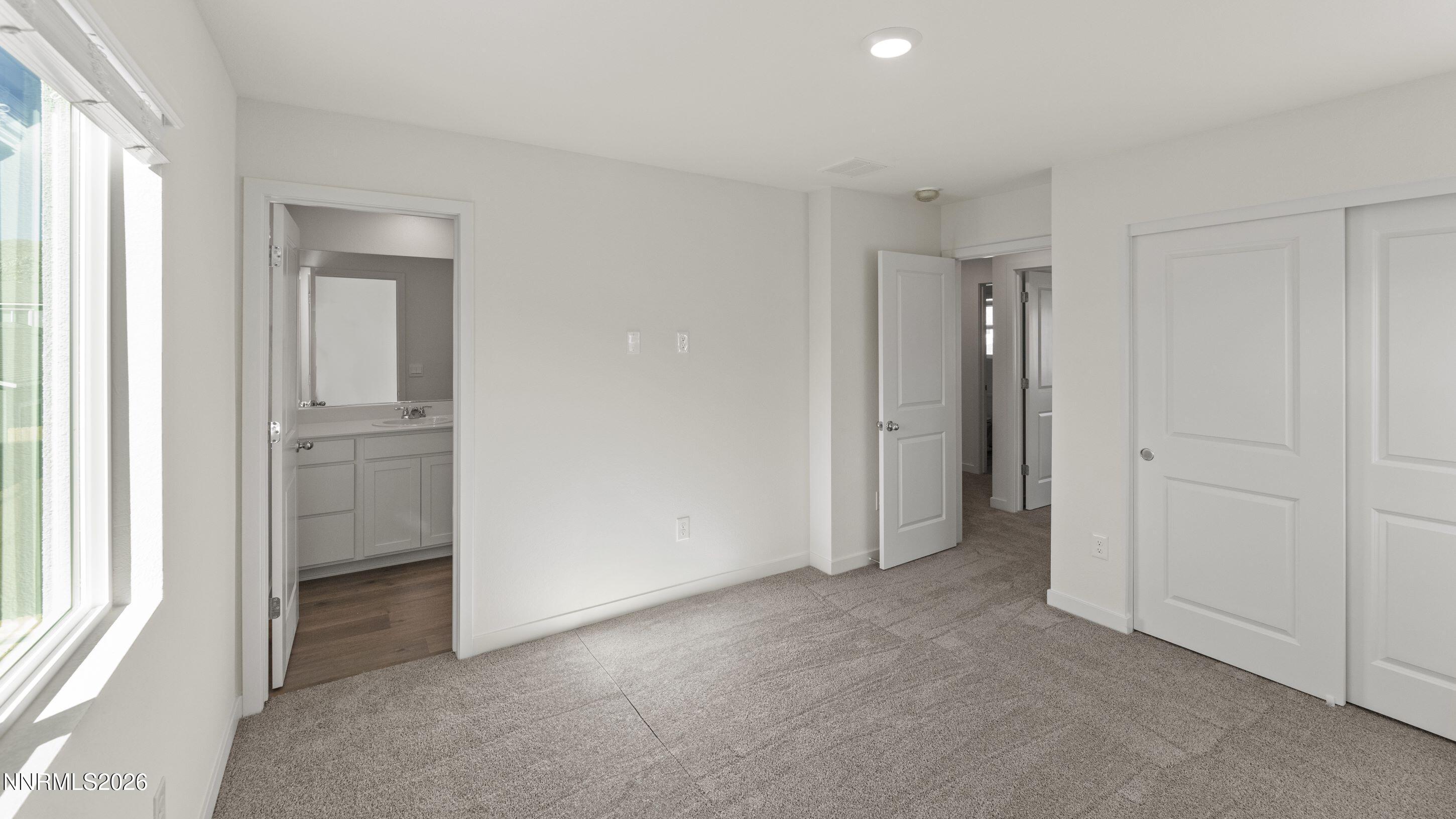 8431 Redwood Dawn Drive Reno, NV 89506 - Photo 20 of 26 Primary Bedroom