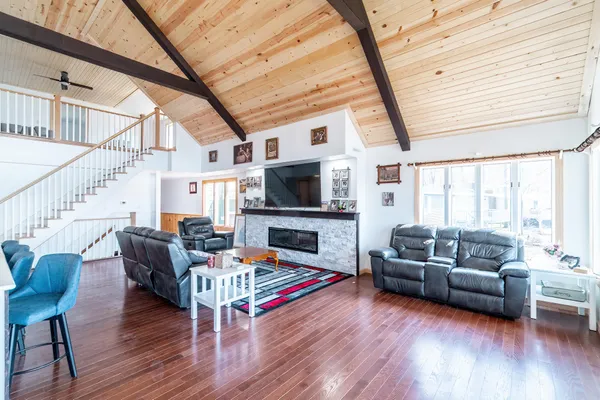 $1,199,500 | 1064 Bayview Drive, Coldwater, MI 49036