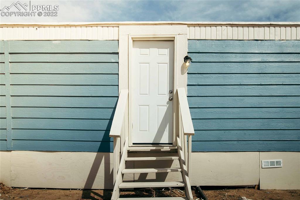 6605 Lauppe Road Yoder, CO 80864 - Photo 31 of 38 a view of outdoor space