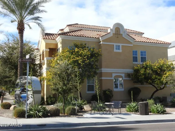 $2,600 | 121 North California Street North, Unit 22, Chandler, AZ 85225
